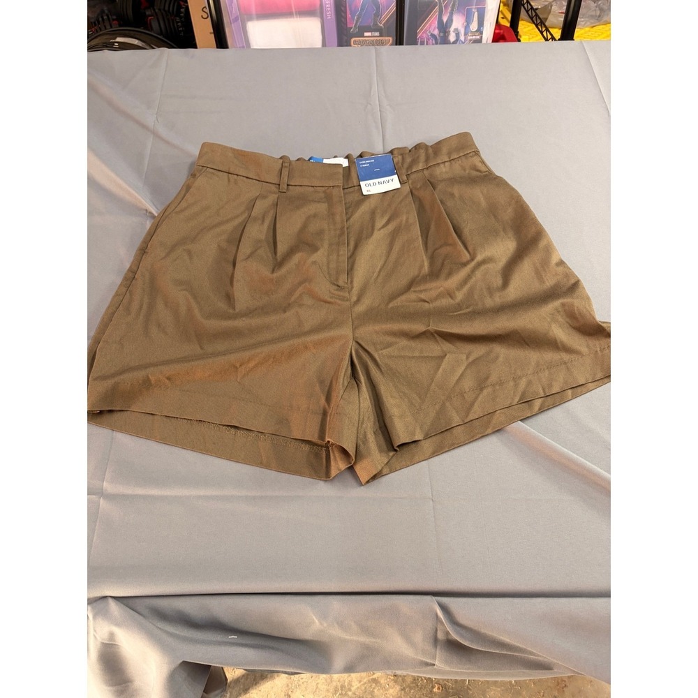Old Navy Extra High-Rise Taylor Trouser Shorts Brown Pleated 5-in Inseam XL NWT